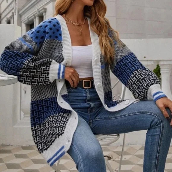 Cozy Polka Dot Button Up Oversized Cardigan - Picture 5 of 5